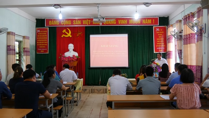 Ban Tổ chức Tỉnh ủy Hà Giang mở lớp “Tiếng Anh giao tiếp” năm 2022 tại Quang Bình